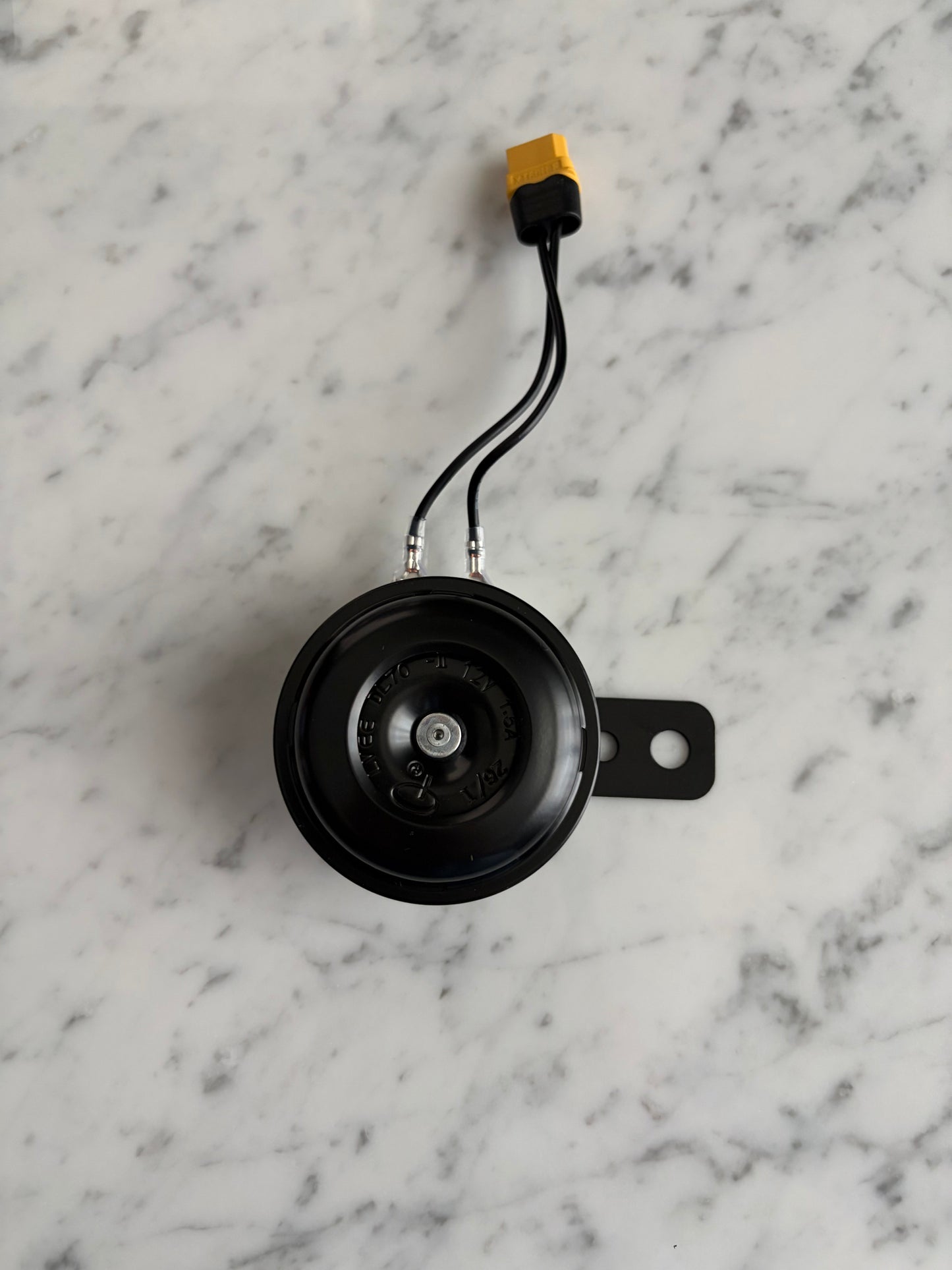 Battery powered horn [comes with a switch] can fit any bike. ( 2 week pre order